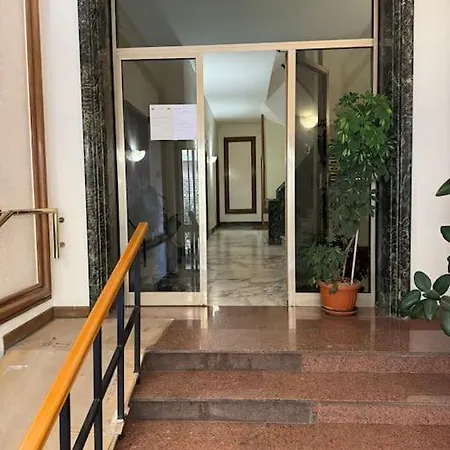 Gianicolo House *
